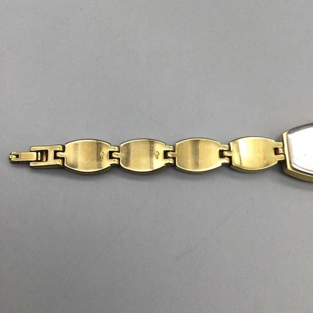 Relic Womens Watch 17mm Gold Tone Dress Bracelet ZR33590 New Battery 5.75